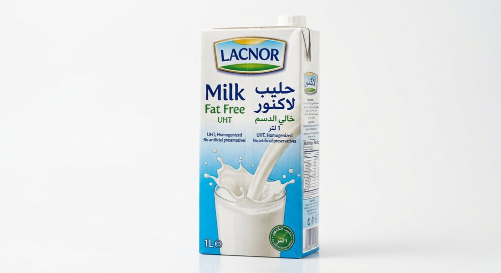 حليب لاكنور خالي الدسم 1 لتر